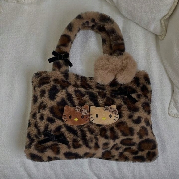 3FER!!!! HELLO KITTY BUNDLE!!! - Picture 9 of 9